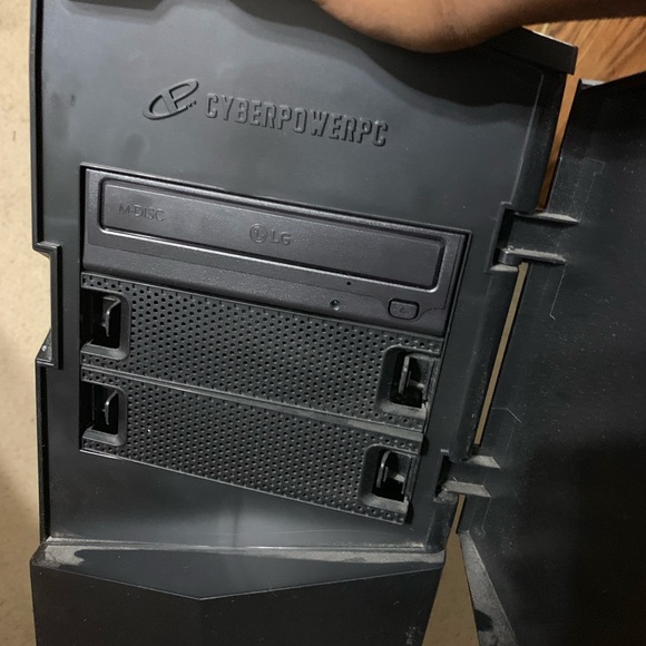 Gaming Computer CyberPower PC - Picture 4 of 4